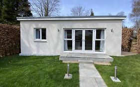 White Cottage - Cosy Holiday Cottage In Drymen, Loch Lomond & Trossachs